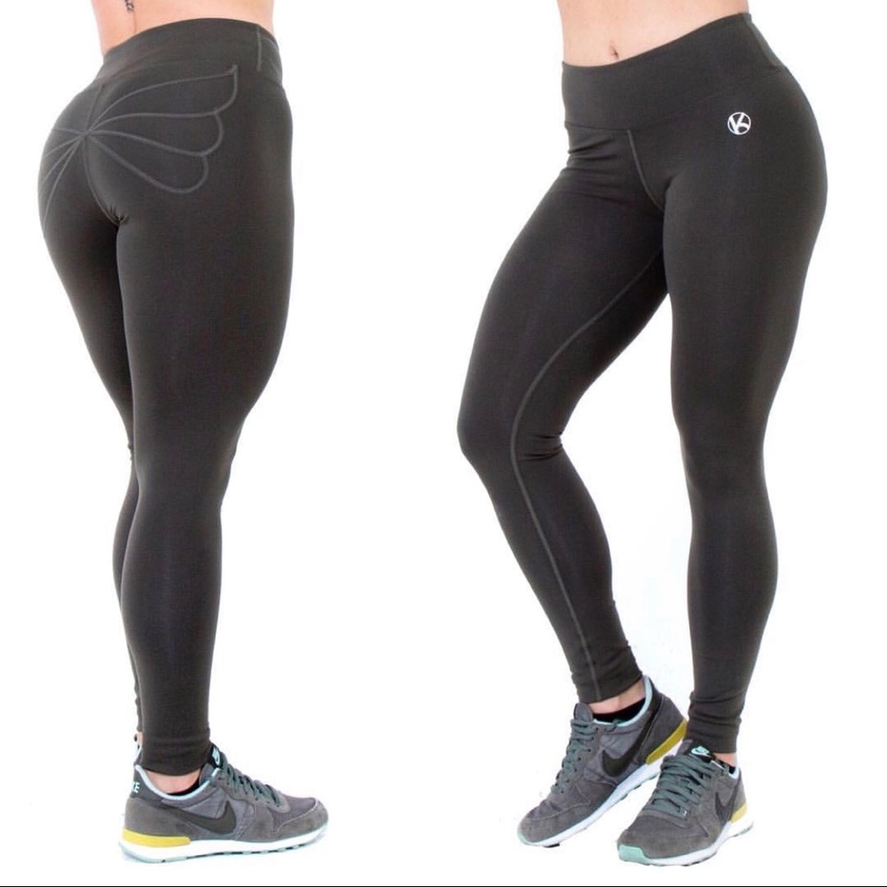 Black Leggings butterfly & Sport Bras